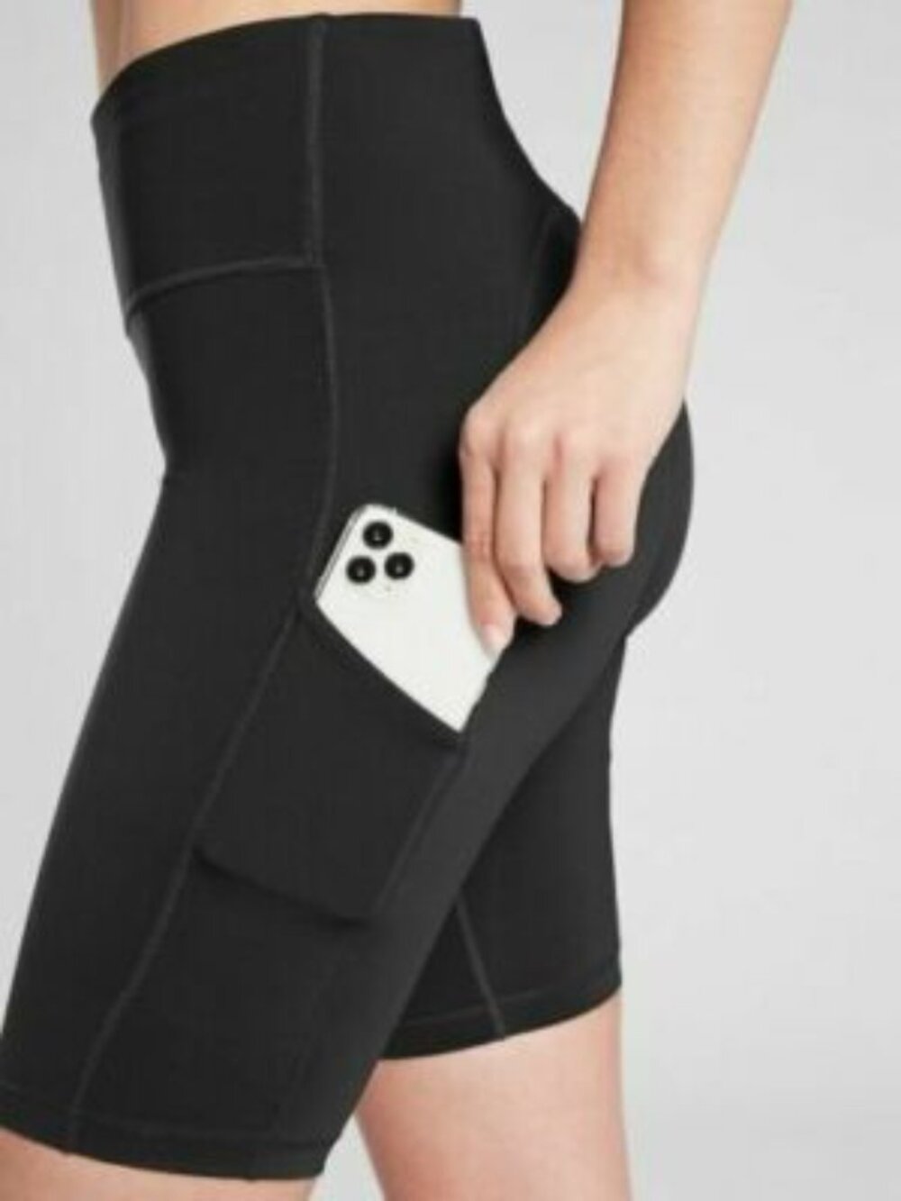 Athleta Black Ultimate Stash Pocket 9” Bike Shorts